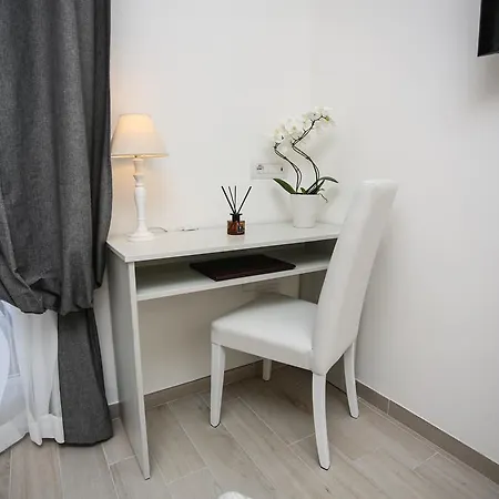 Relais Anna Guest house 4*