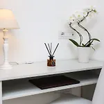Relais Anna بيت ضيافة 4*