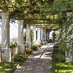 بيت ضيافة Relais Anna أناكابْري