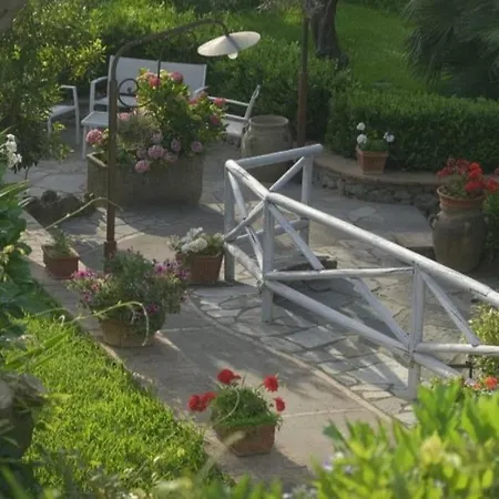 Relais Anna بيت ضيافة أناكابْري