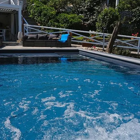 Relais Anna بيت ضيافة 3*