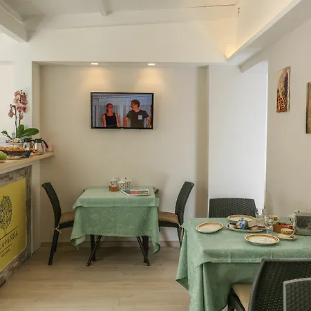 Relais Anna بيت ضيافة
