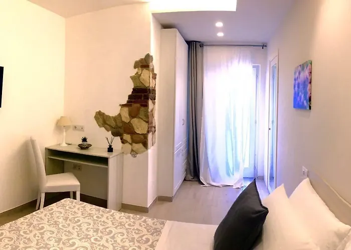 Relais Anna Πανσιόν Ανακάπρι